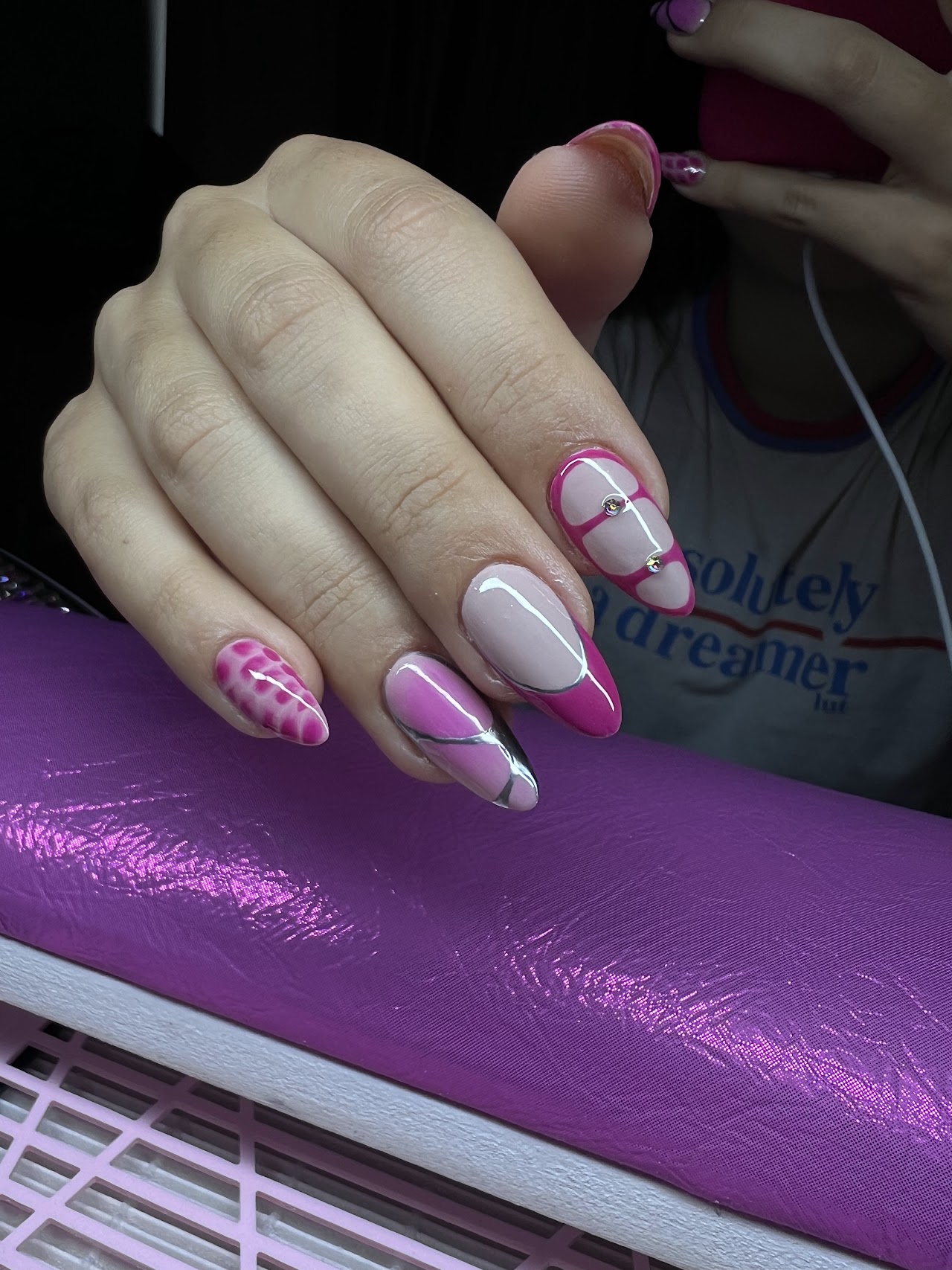 Manicura completa de salón cósmico en Paraná
